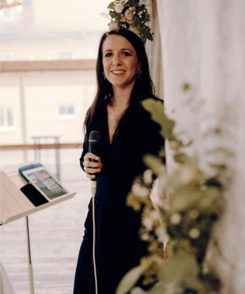 Lena Gerlach: Hochzeitssängerin Nürnberg