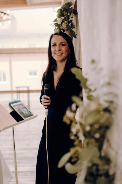 Lena Gerlach: Hochzeitssängerin Nürnberg